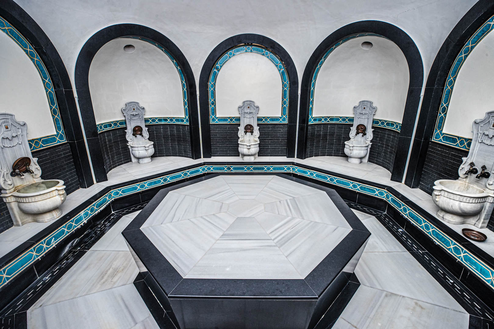 Divan Istanbul Hotel
